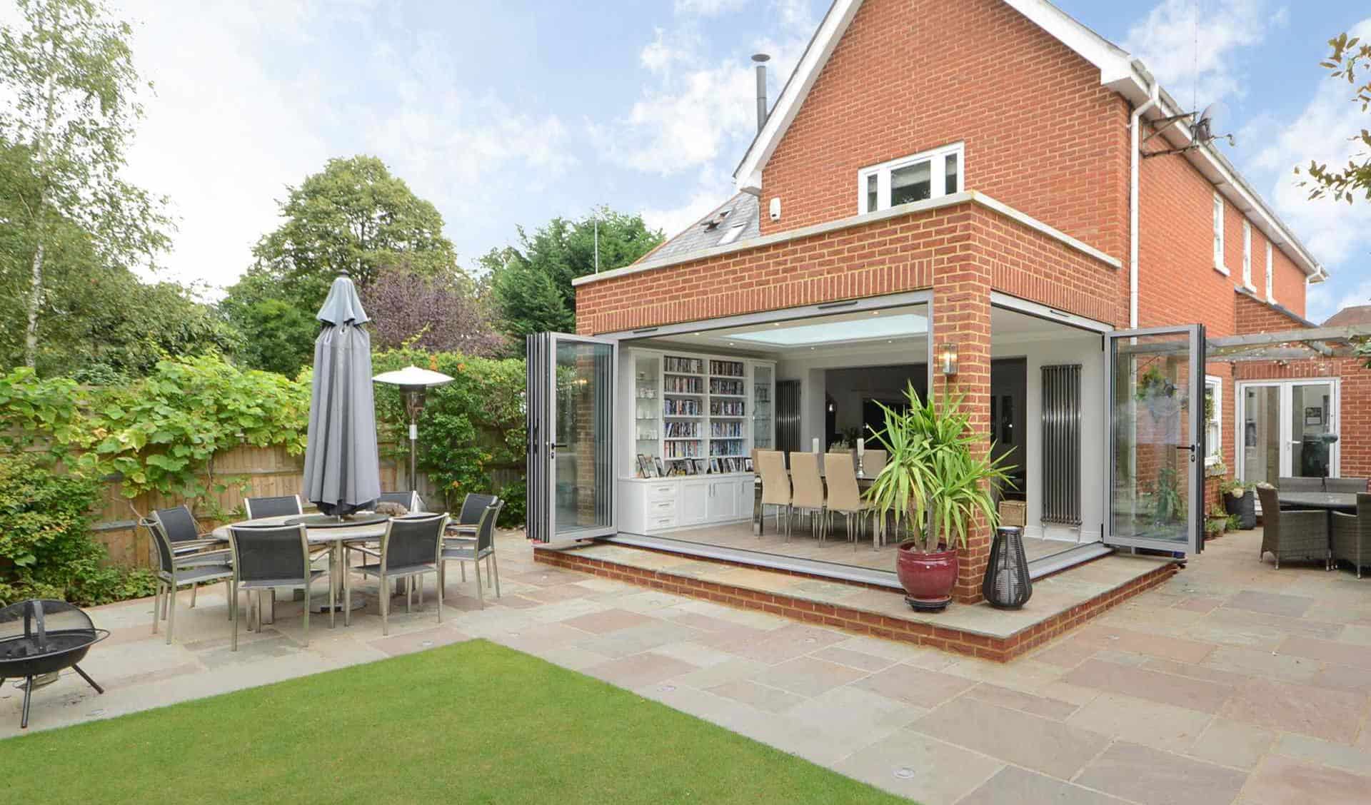 Orangery vs Conservatory – What are the Differences?