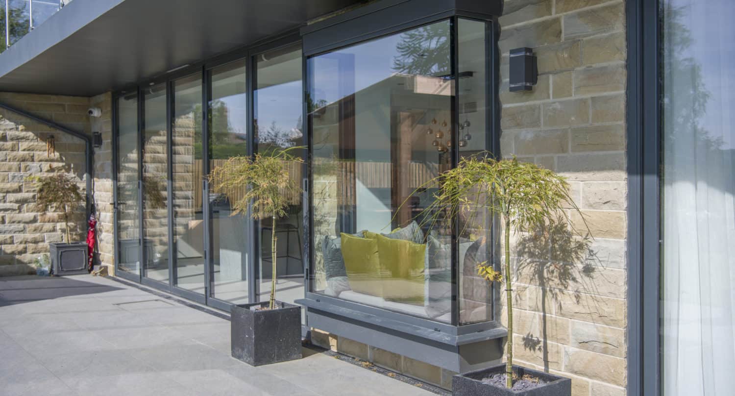 oriel windows