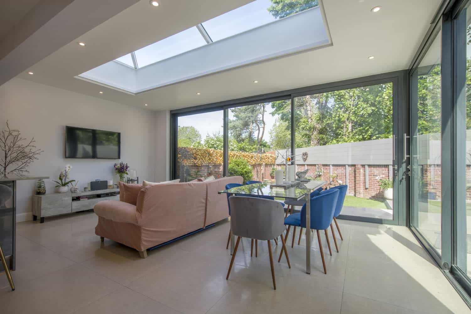 aluminium doors and windows