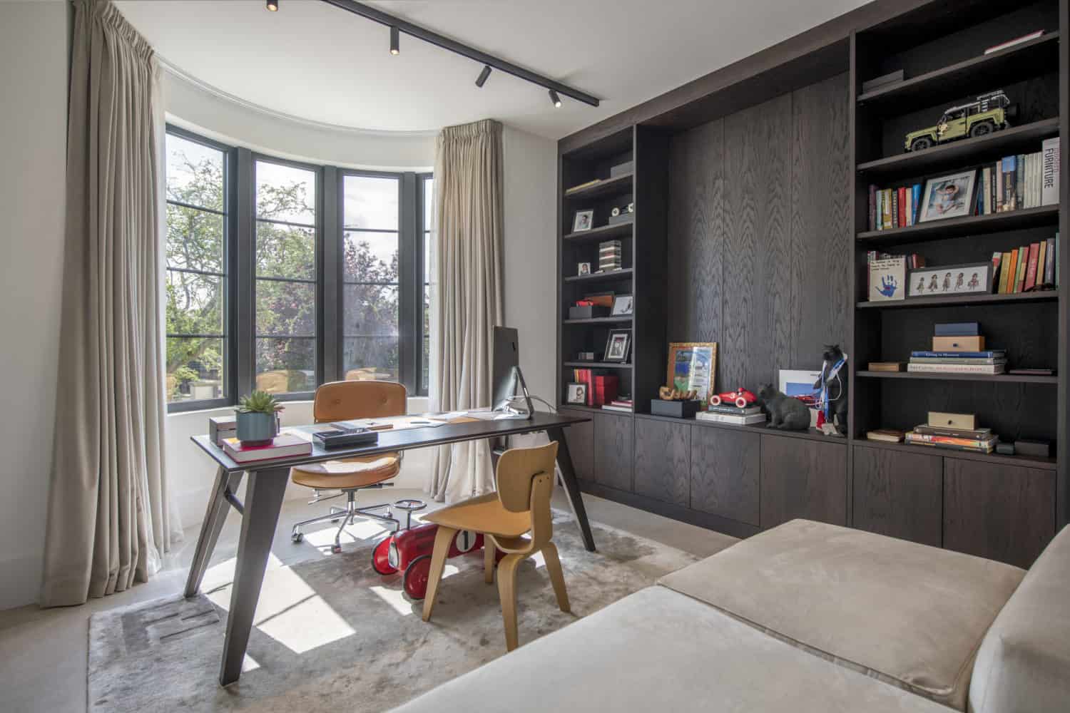 steel look windows