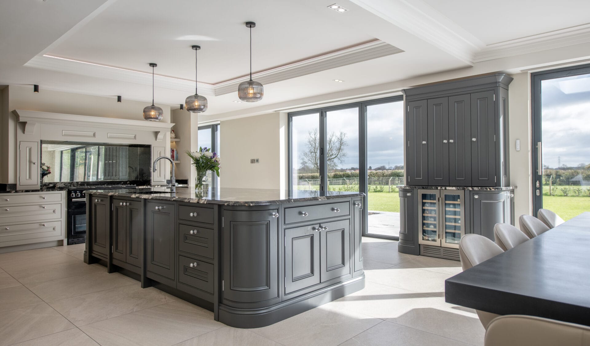 YOUR CHECKLIST FOR FITTING BI-FOLD DOORS