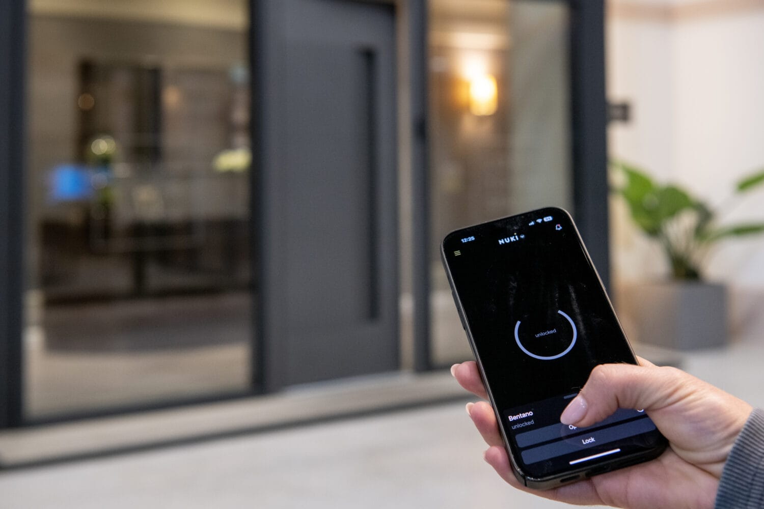 smart lock front door