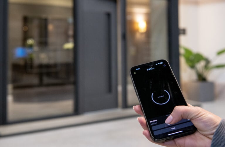 smart lock front door