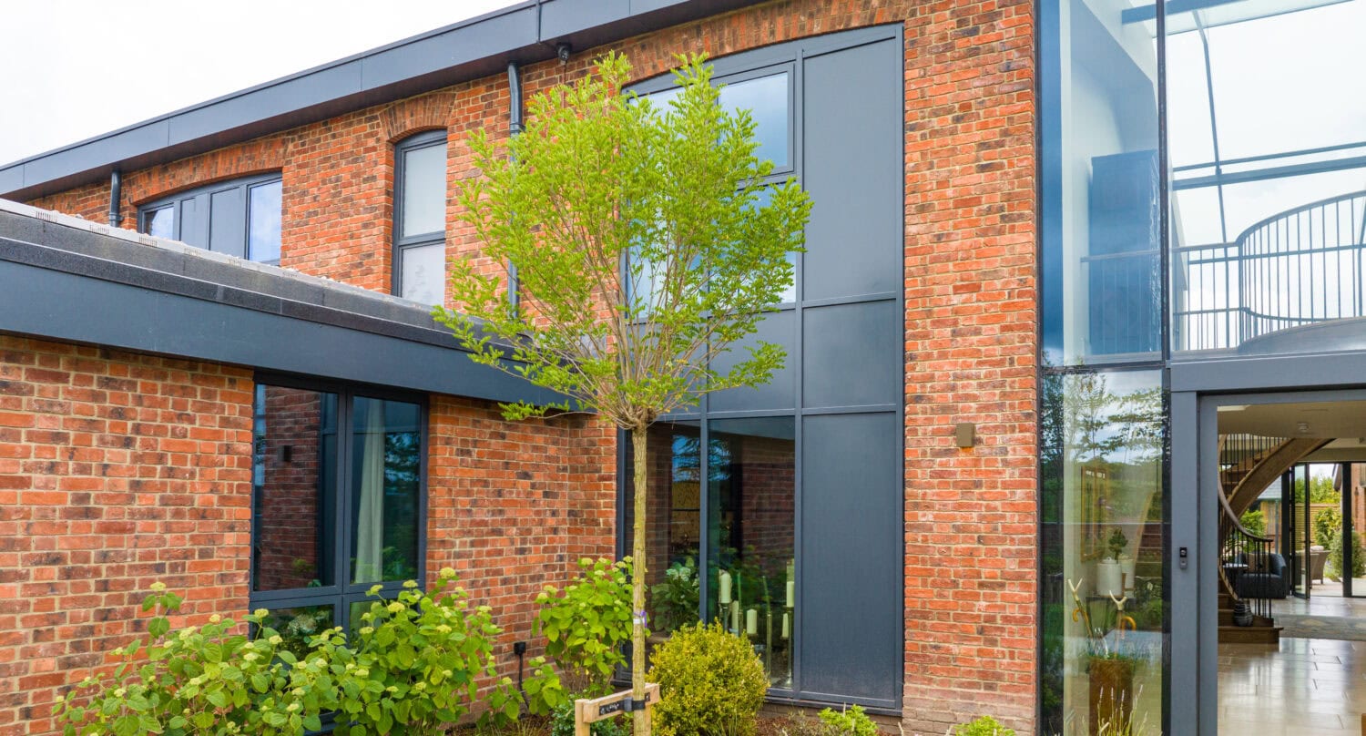 Express Kent Exterior