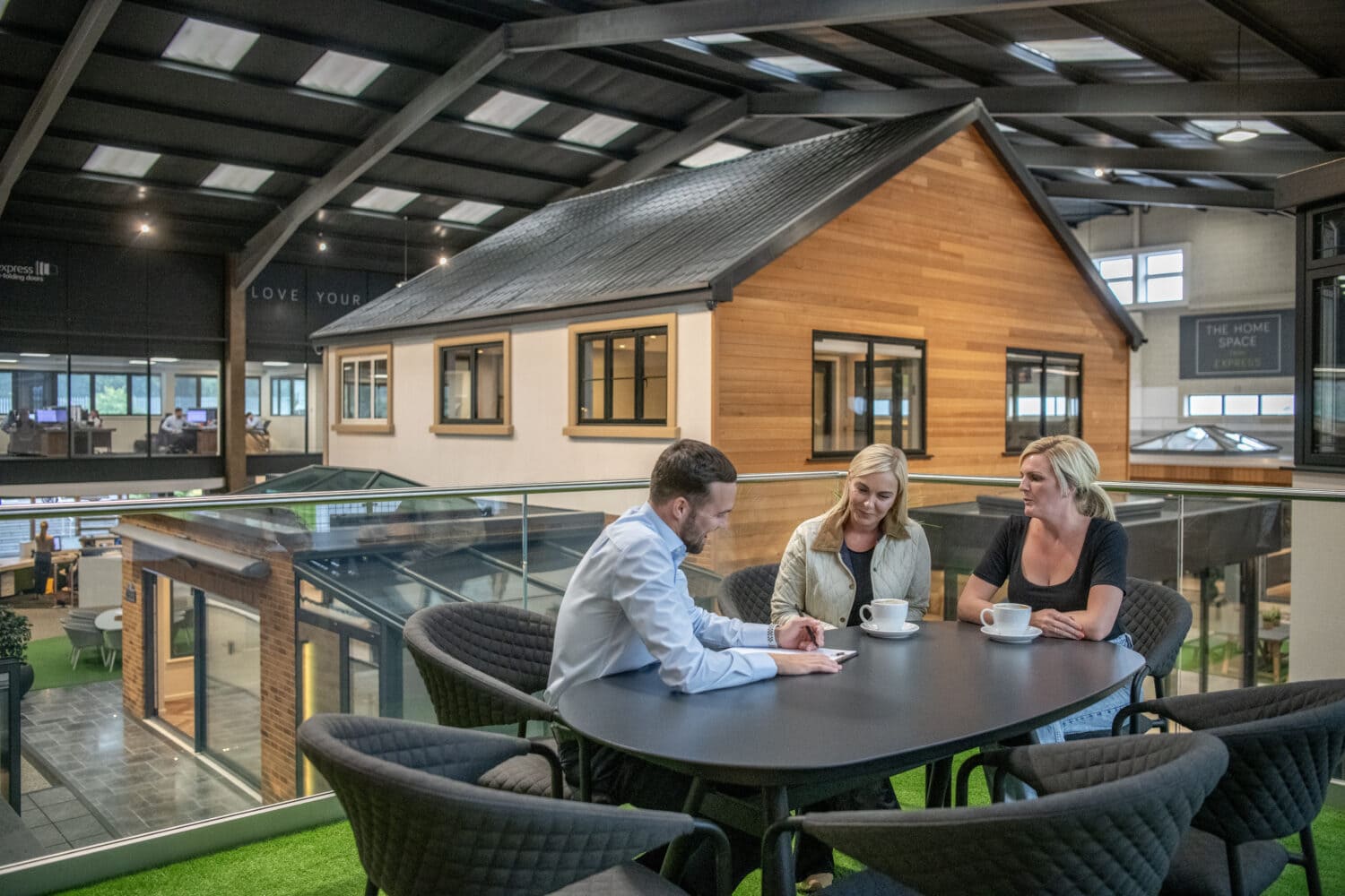 express bifolds showroom