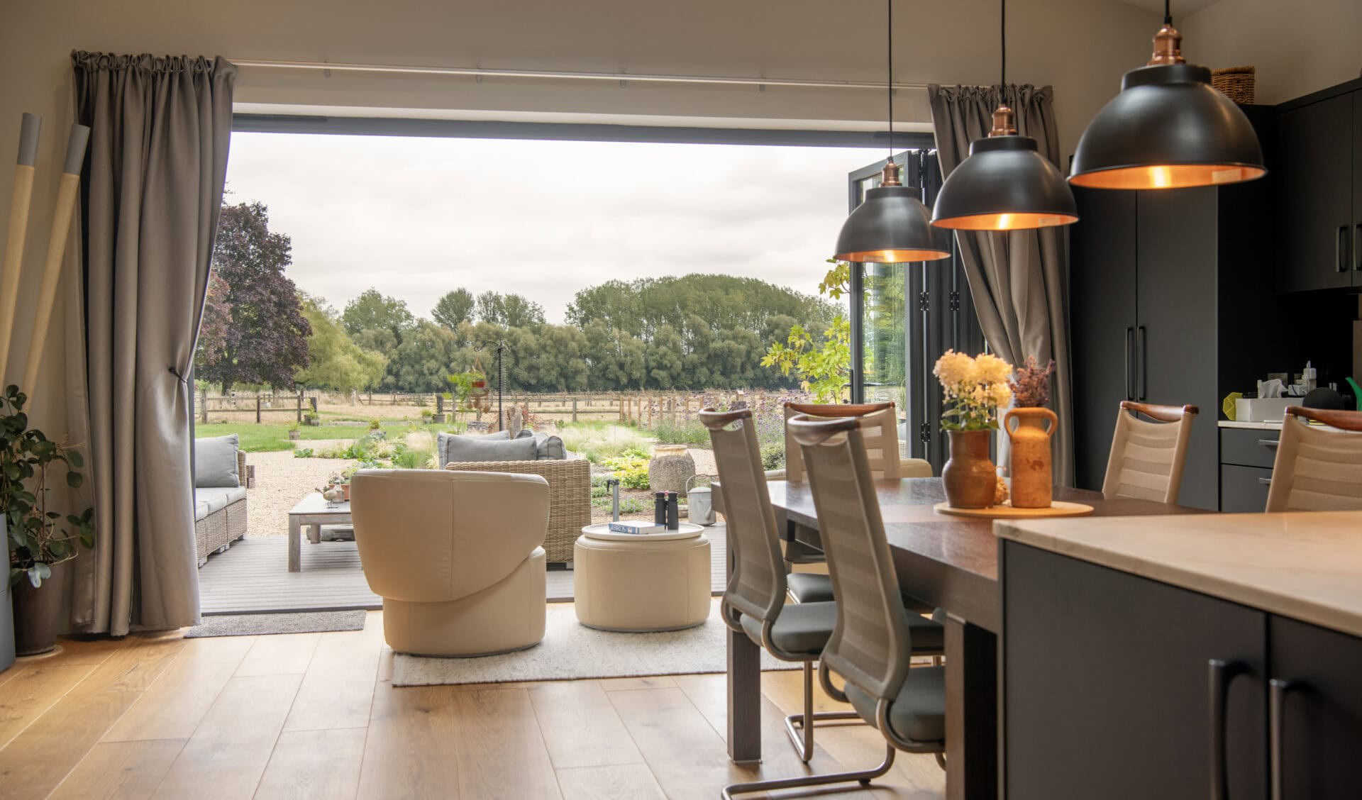 10 Essential Questions to Ask Your Bifold Door Installers