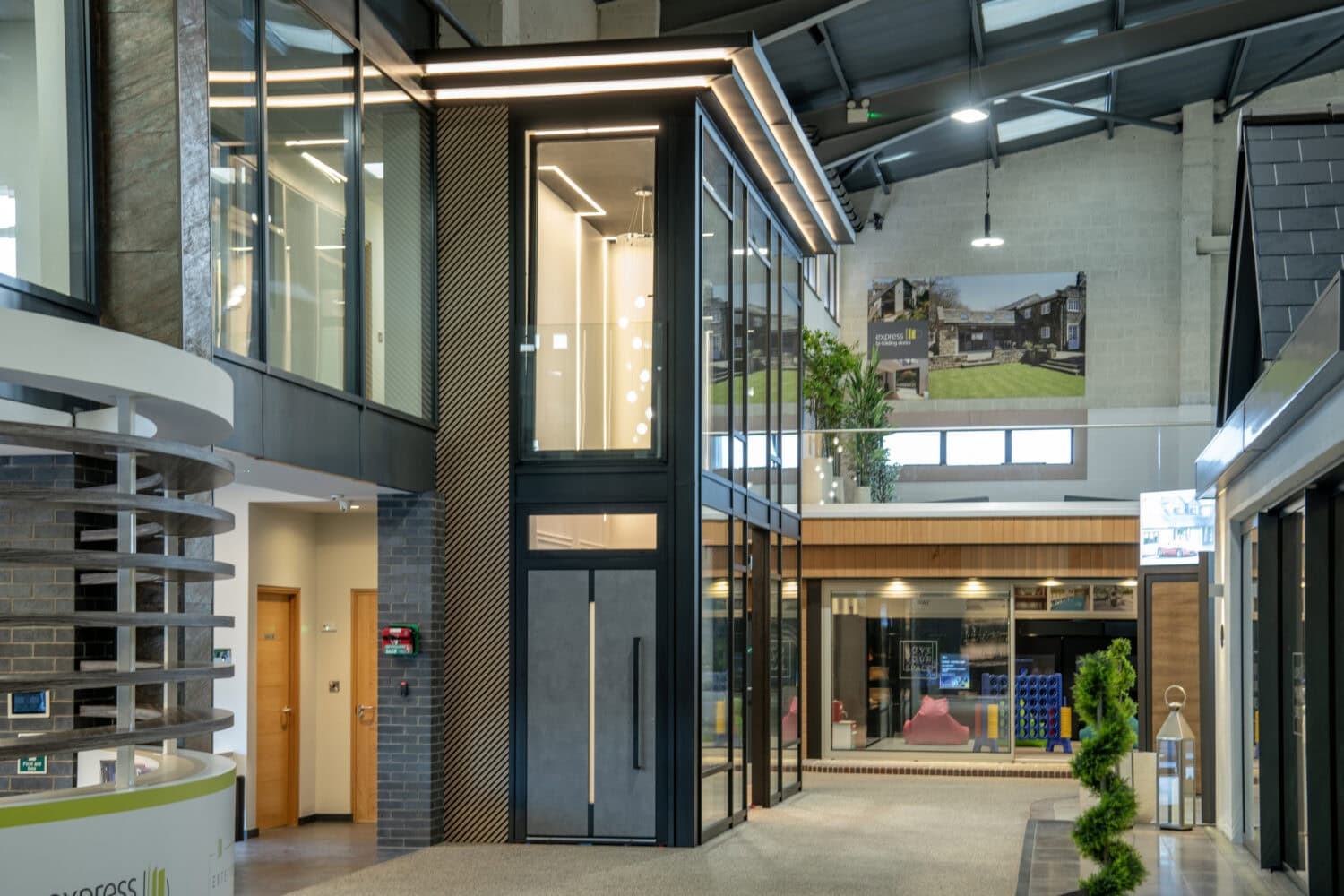 express bifolds showroom