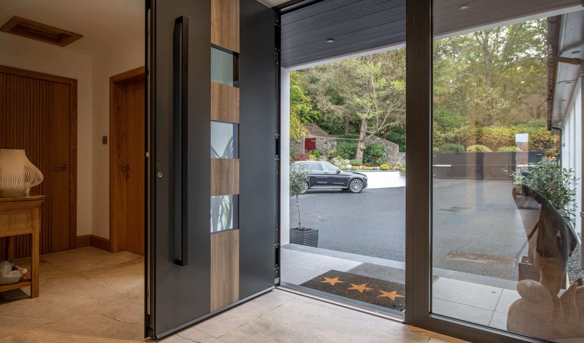 2026’s Top Colours for a Front Door